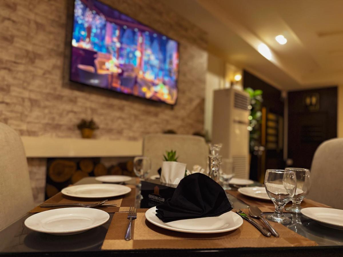 Oxygym Club Hotel & Suites Faisalabad Ngoại thất bức ảnh